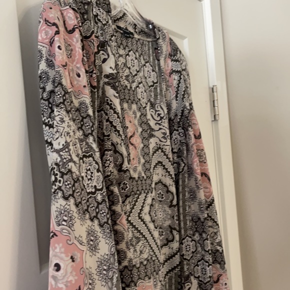 Kimono - Picture 2 of 2